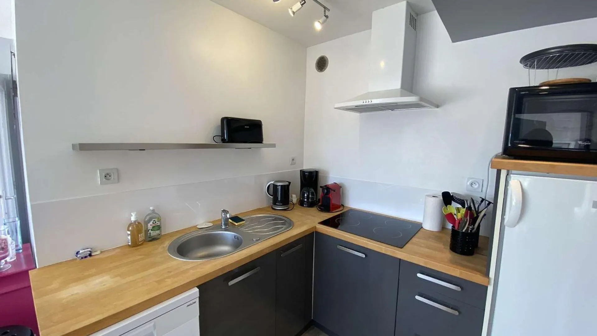 Appartement Vue Mer Avec Parking Prive Et Wifi A Perros-Guirec - Fr-1-542-60 아파트